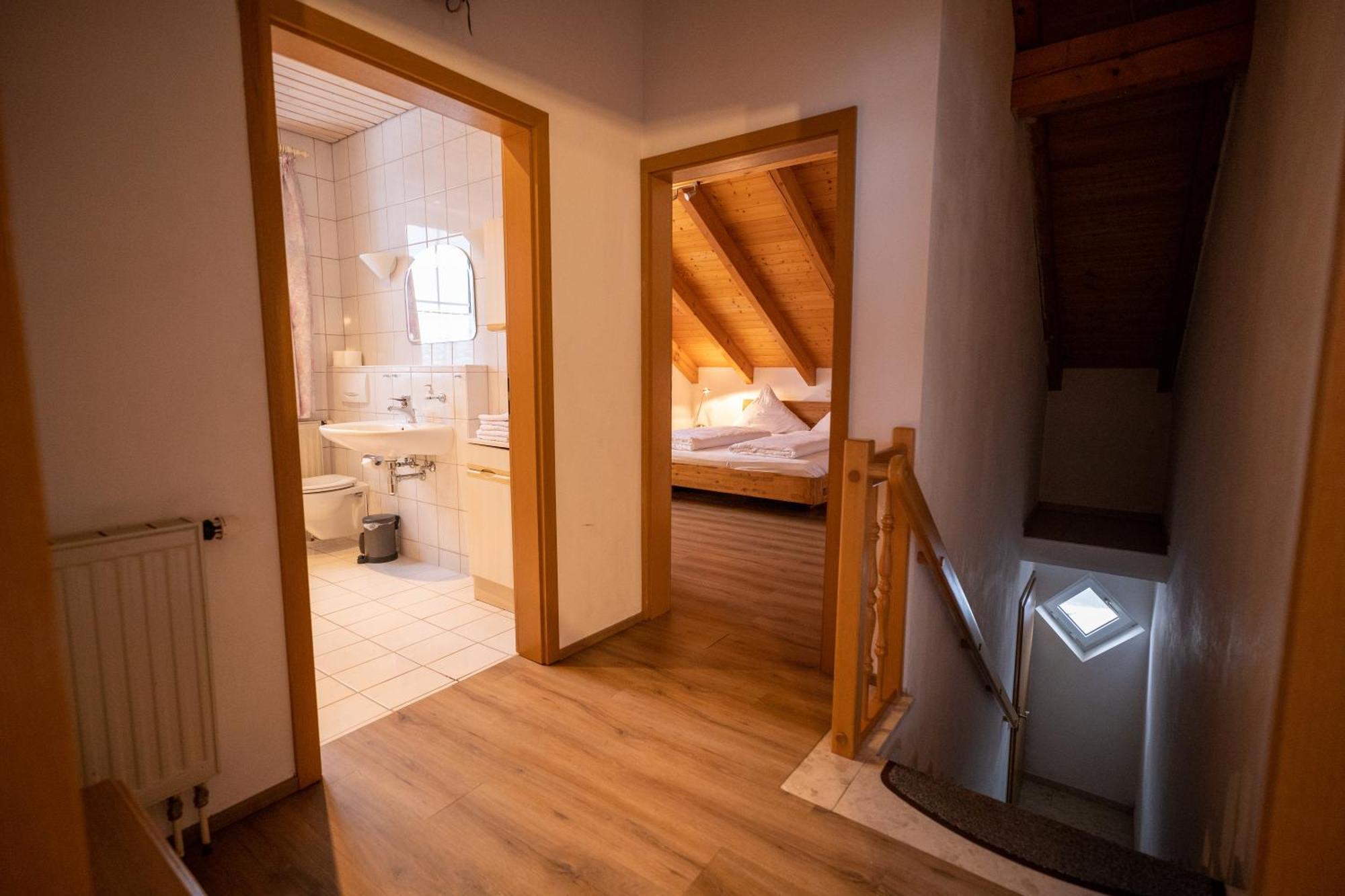 Buchenberg  Kuschelige Ferienwohnung Mit Balkon & Free Wifi מראה חיצוני תמונה